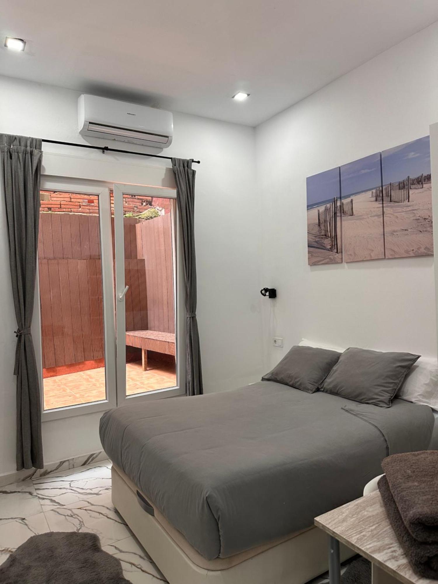 Apartamento En Planta Baja Cerca De La Playa En Badalona Exterior photo