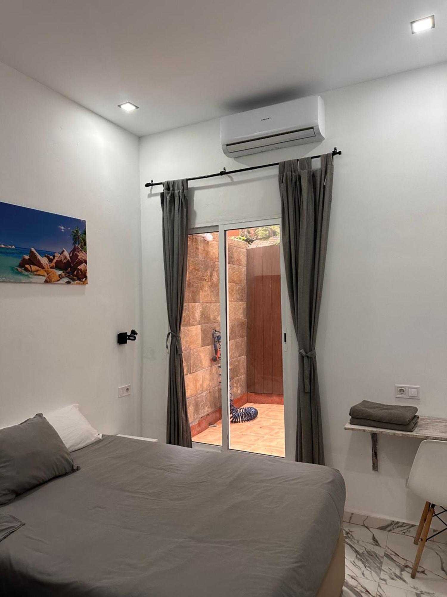 Apartamento En Planta Baja Cerca De La Playa En Badalona Exterior photo
